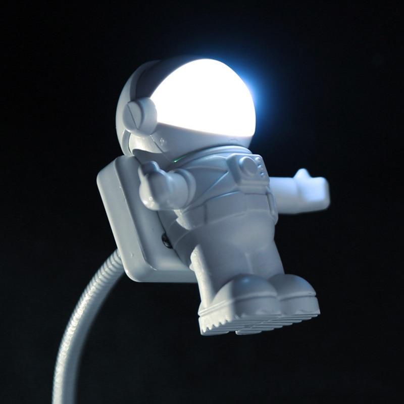Astronaut-USB Night Light - SpaceTrips