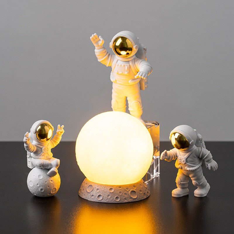 Moon Lamp and Astronauts Set