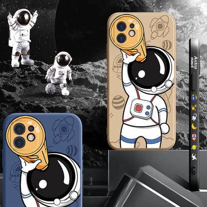 Astronaut iPhone Case - SpaceTrips