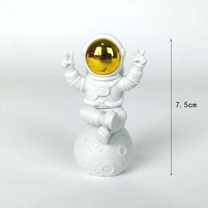 Moon Lamp and Astronauts Set - SpaceTrips